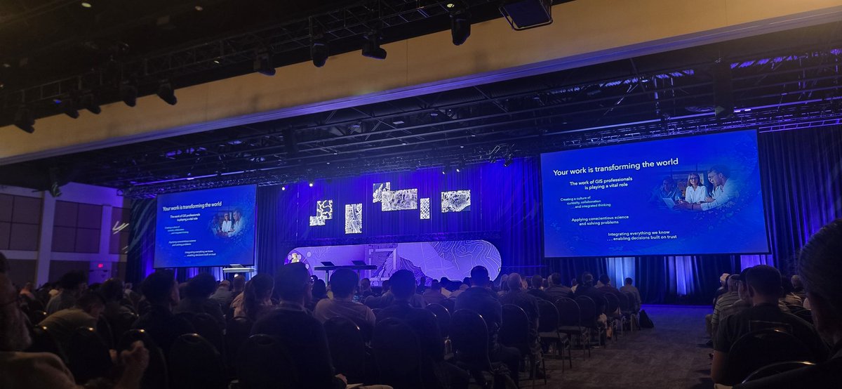 riemino's tweet photo. Exciting new announcementa at the #esridevsummit this year. MCPs in 20206, agents in 2027. https://t.co/i75EBpqX6m