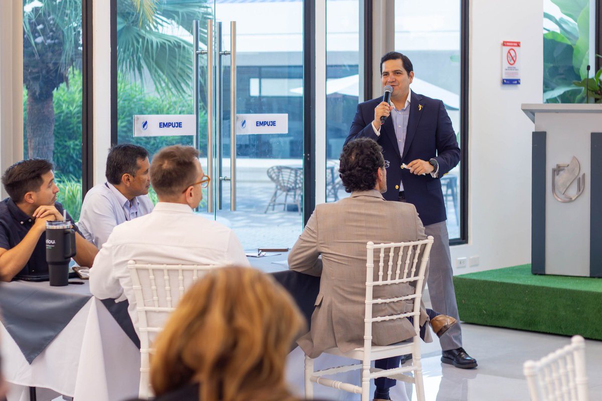 Clúster Bananero del Ecuador tweet media