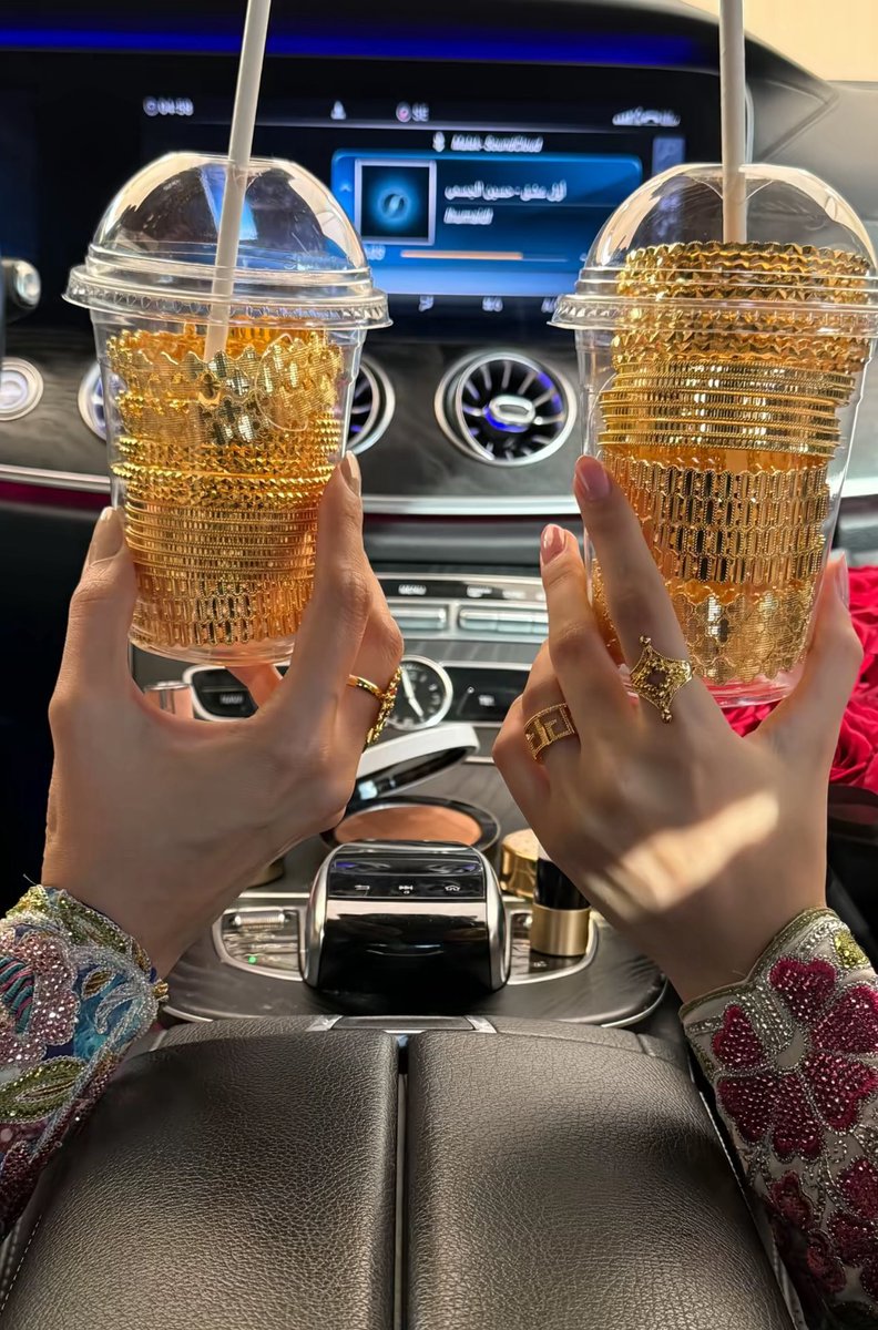 لحظة tweet media