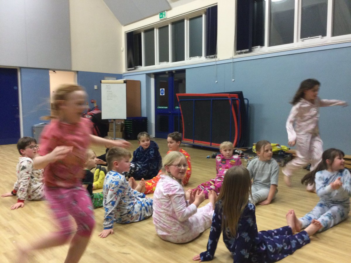 WhitegateElder tweet media