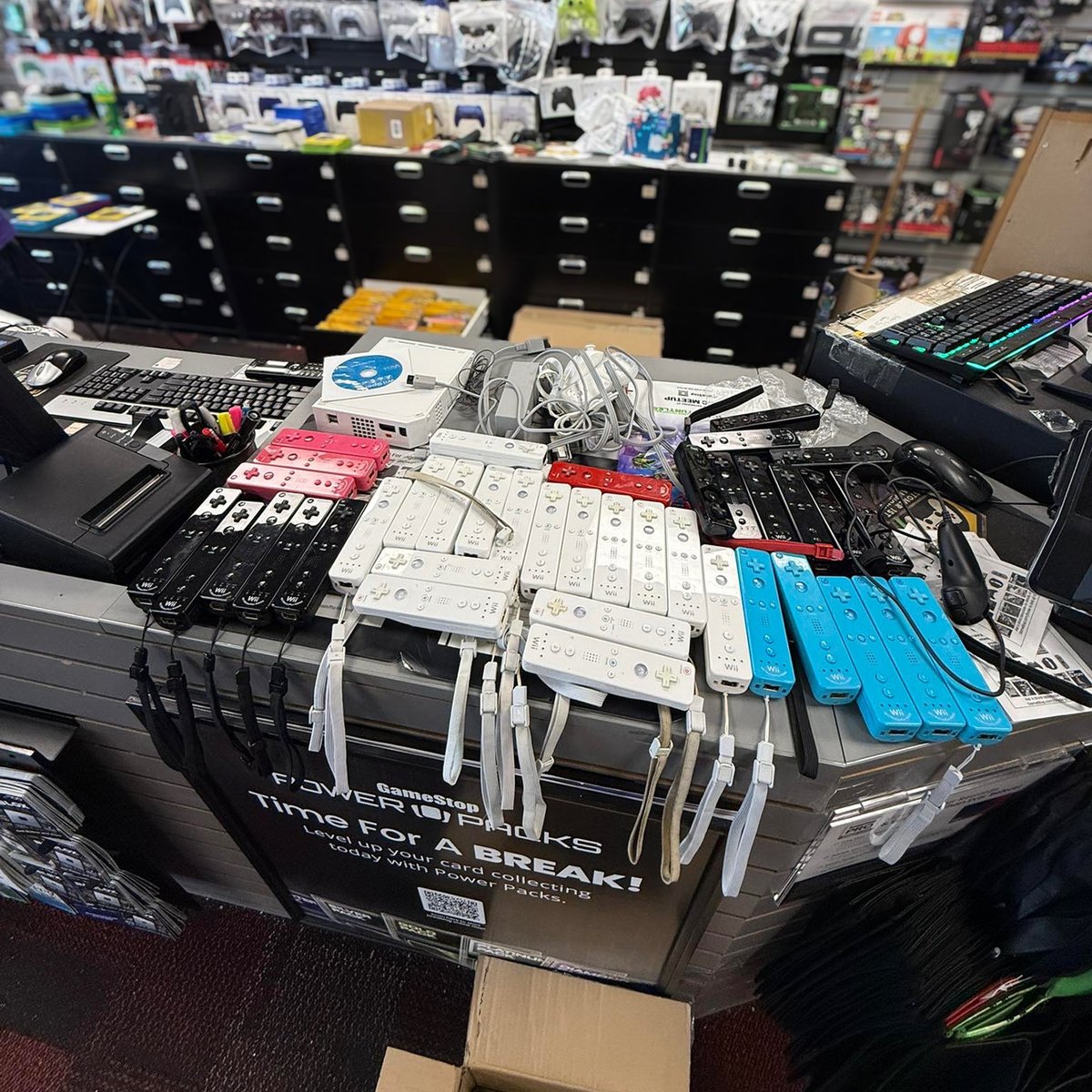 GameStop tweet media