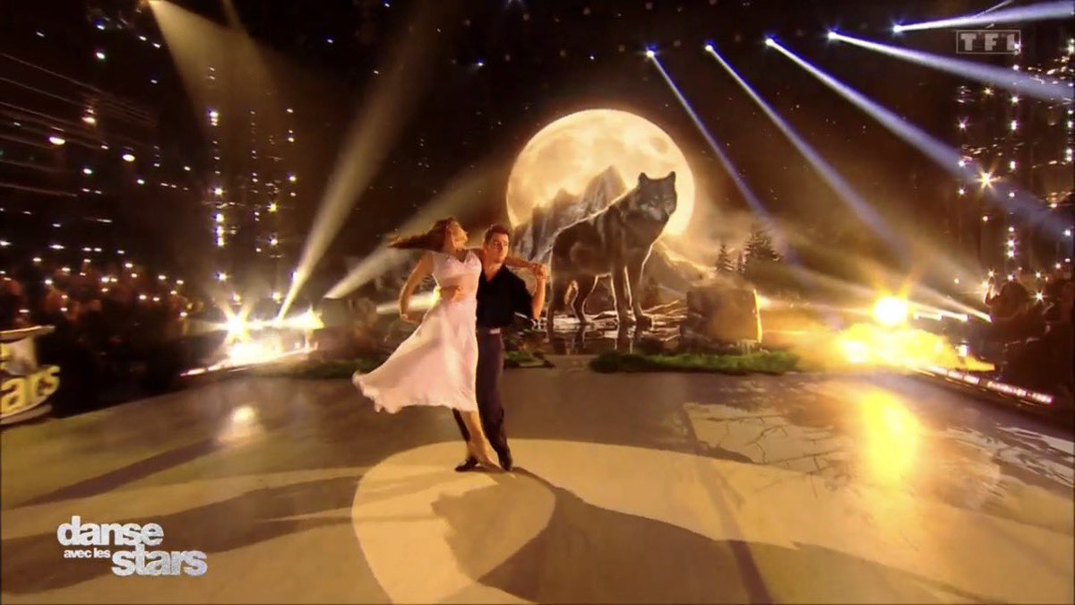 tvplussondages's tweet image. #JulienLieb &amp;amp; Elsa : INCROYABLE !

| #DALS