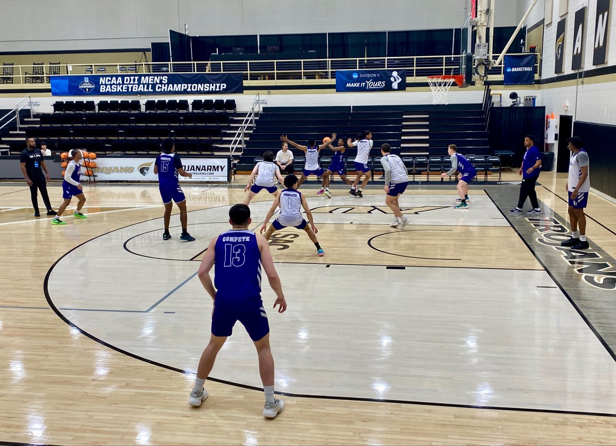 Young Harris Basketball tweet media