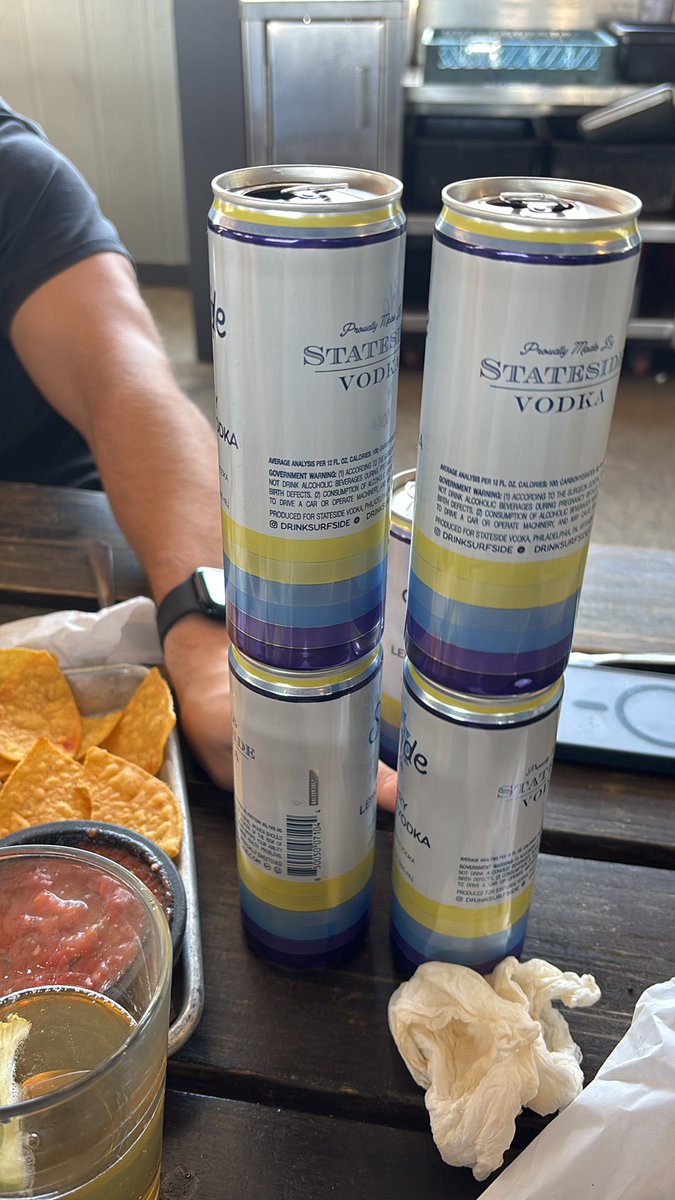 dinguspitcher tweet media