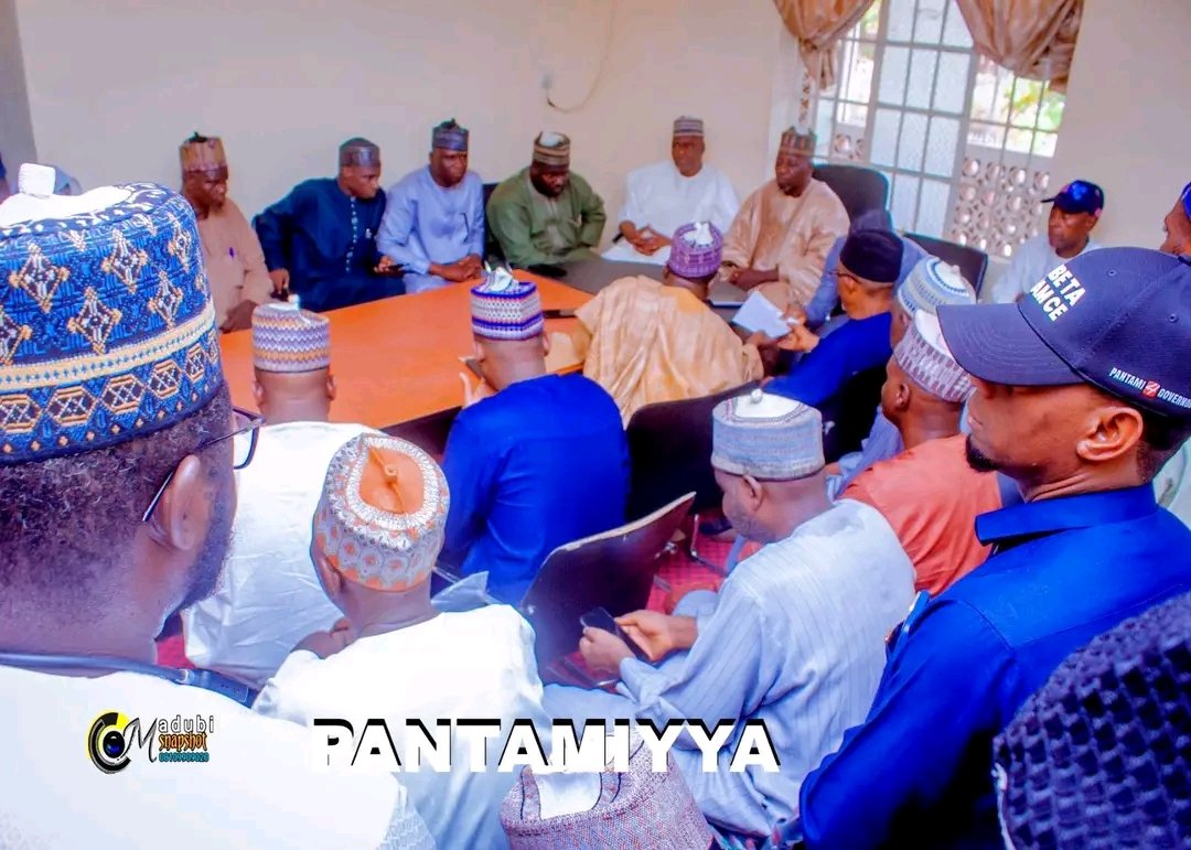 Professor Isa Pantami Foundation Donates ₦10 Million and 1,000 Cartons of Macaroni to Gombe APC for Ramadan and Lent.

The donation was presented by a delegation led by Alhaji Ahmad Abubakar Walama at the APC State Secretariat in Gombe to support party members during the ongoing