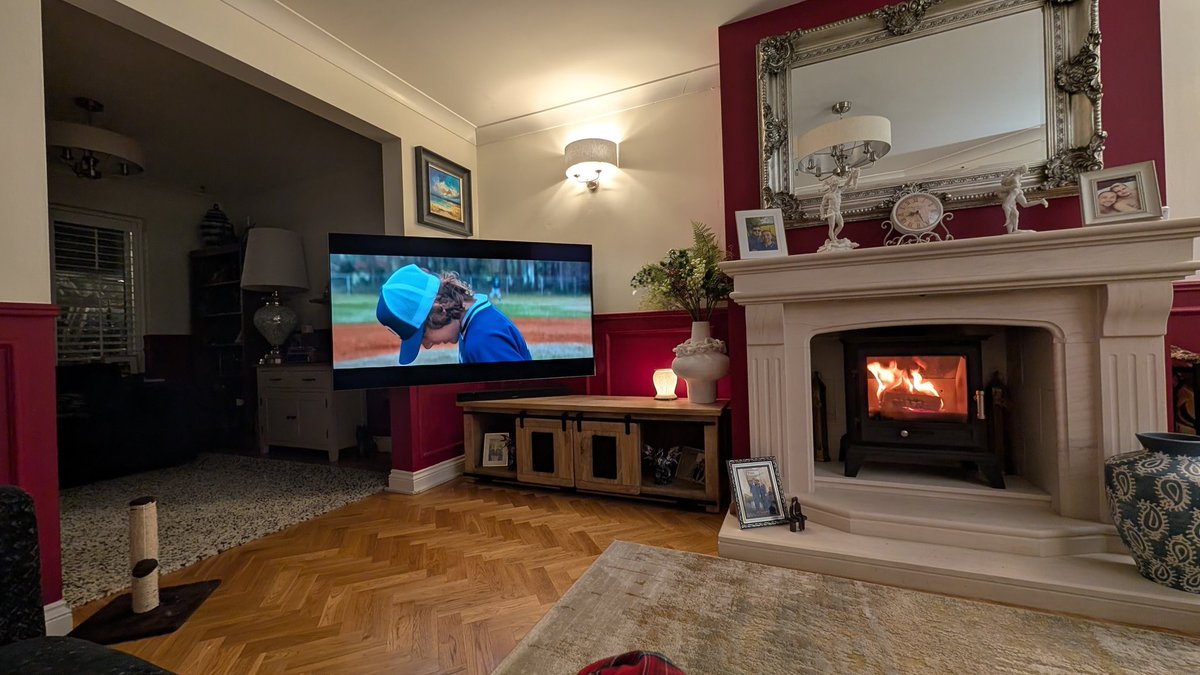 Benjamin tweet media