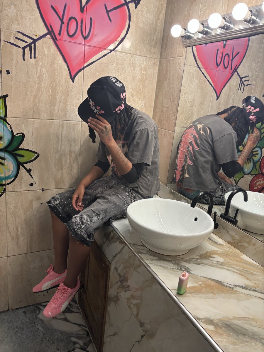 ftlkayla tweet media