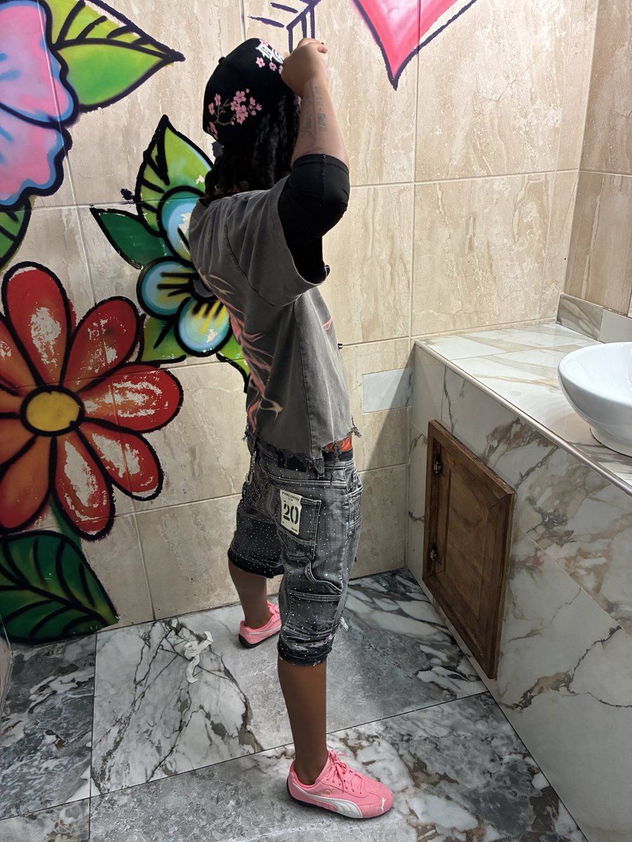 ftlkayla tweet media