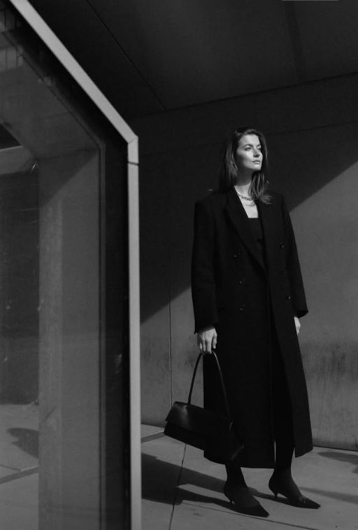 Linnea103cb's tweet photo. In light and shadow, I feel my own calm, precise, and stable. https://t.co/TAYwgKLRHZ