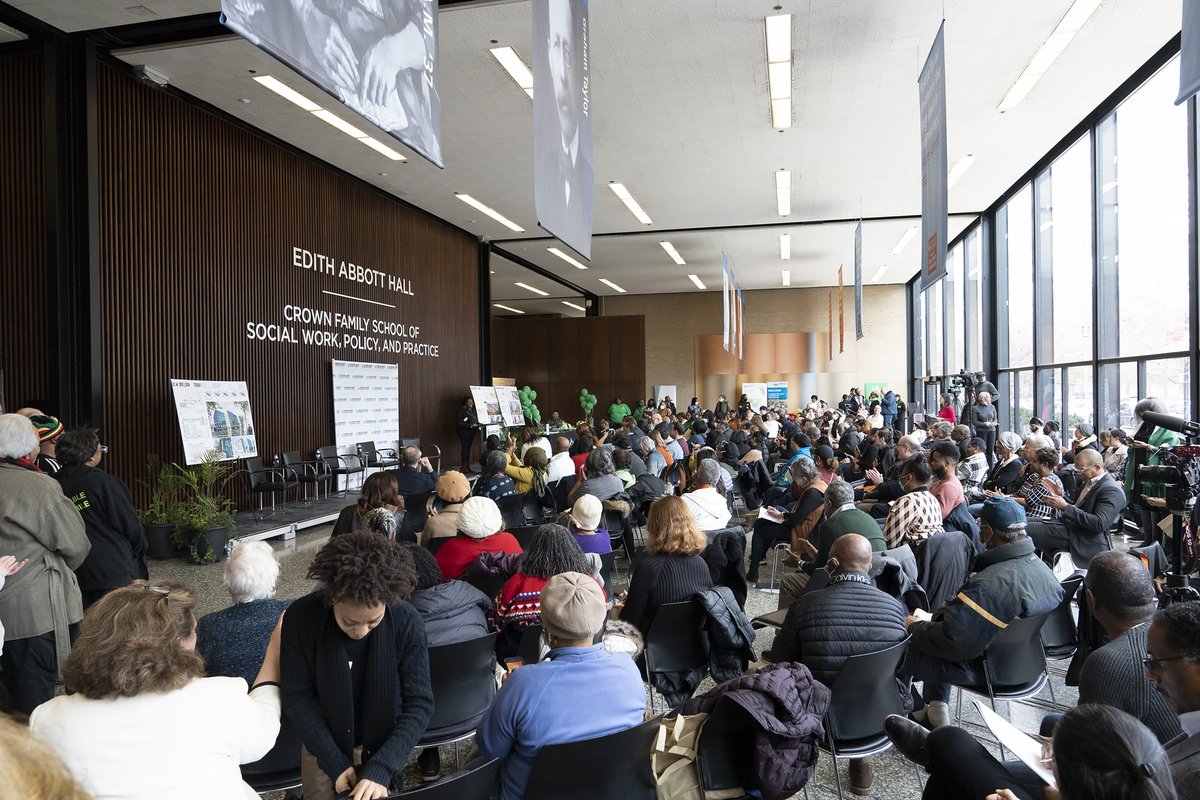 UChicago Civic Engagement tweet media