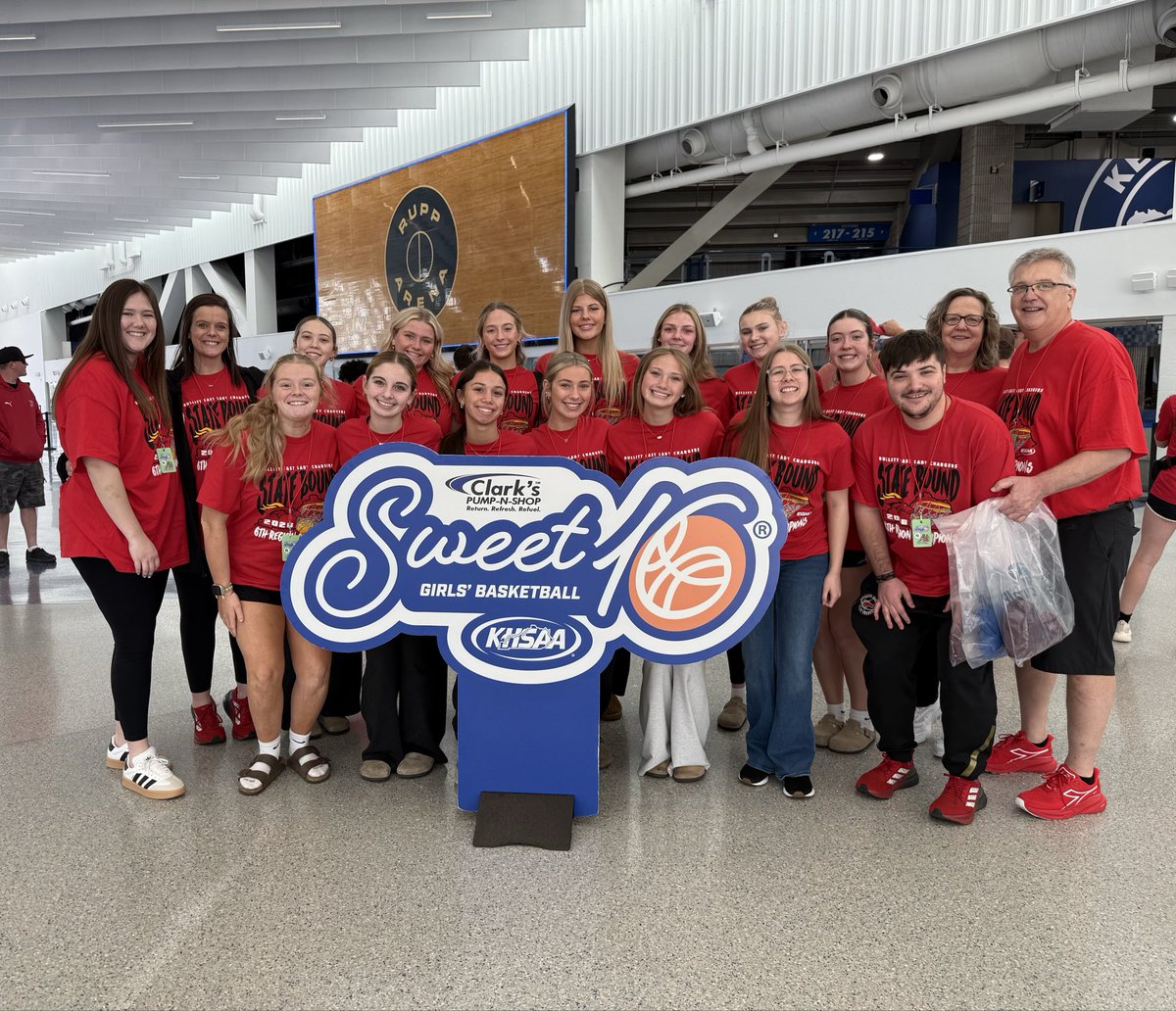 Lady Chargers Basketball tweet media