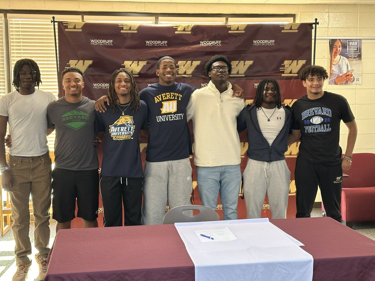 Brett Sloan tweet media