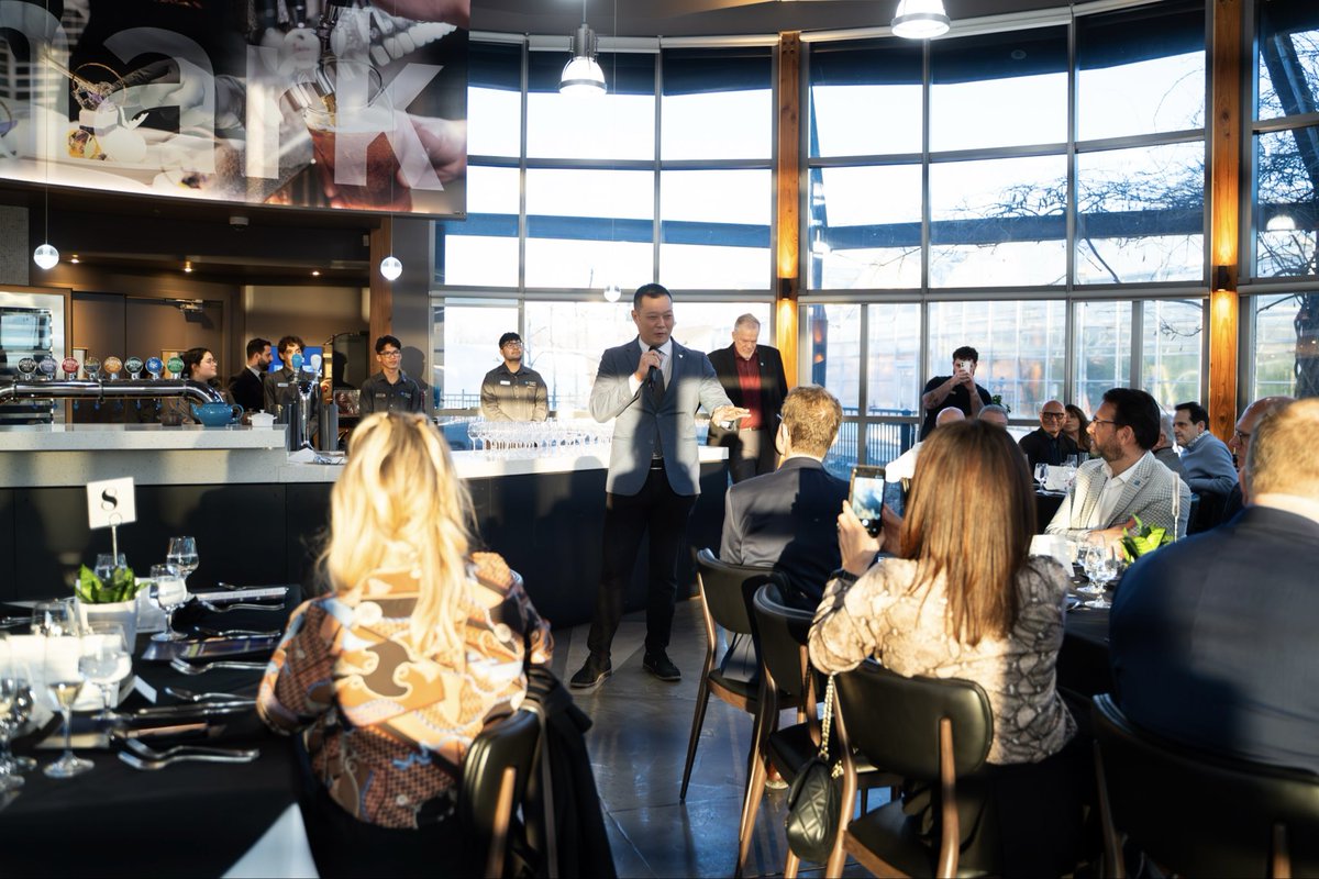 Stan Cho tweet media