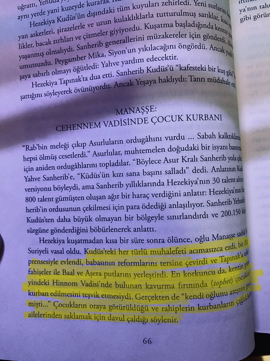 akgog's tweet photo. Kudüs tarihini okuyorum. Hezekiyanın oğlu Manaşe’nin yaptıkları hiç yabancı gelmiyor. MÖ 8. Yüzyıldan günümüze. Cehennemin kökeni olayların yaşandığı Hinnom vadisinden geliyormuş. @KronikKitap https://t.co/e7gofg5wHB