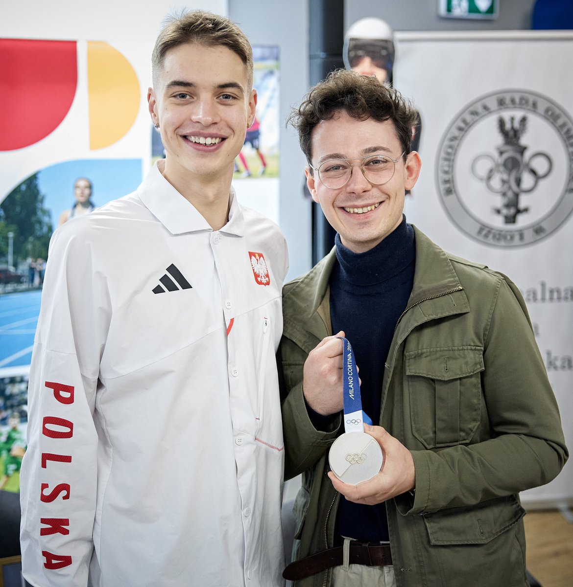 OkiemH's tweet photo. Srebrny medal olimpijski jest prawie tak ciężki jak praca, którą musiał wykonać Vladimir Semirunnii 🥈

Dziękuję. Cała Polska jest z ciebie dumna! 🇵🇱

📸Michal Tulinski https://t.co/ngkZy4Y1EU