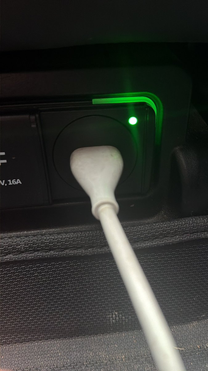 Scott Tolinski - Syntax.fm tweet media