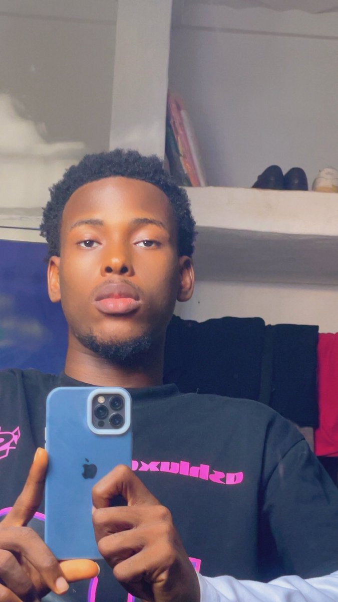 r̃ēɗ♥️ tweet media