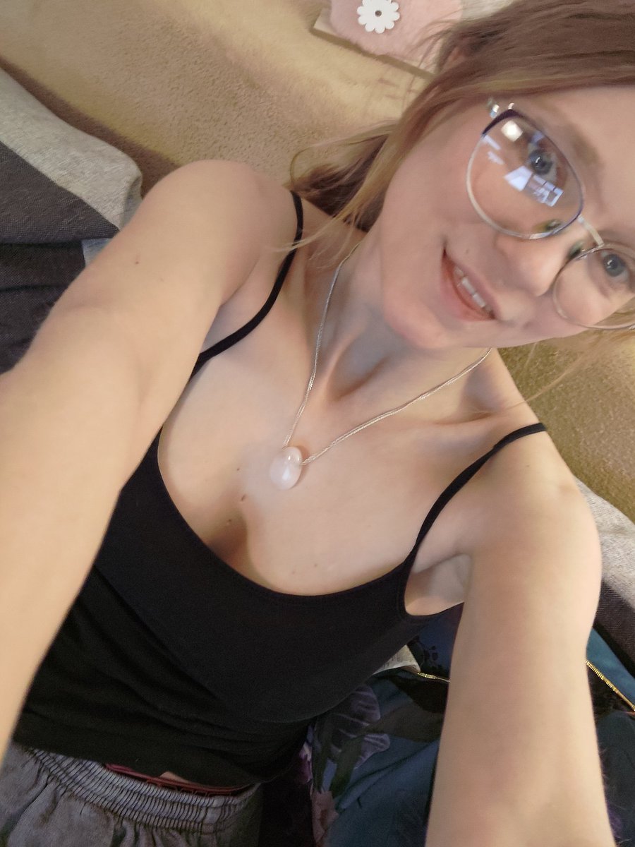 Leni Fuchs tweet media