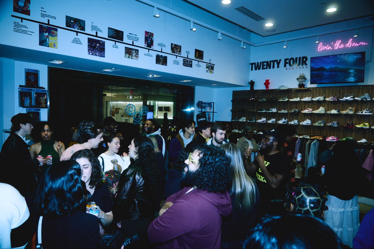 sectiontoo tweet media