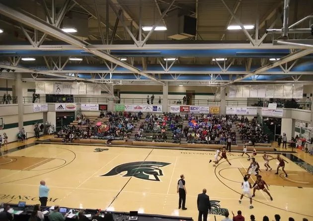 _tonygoodman1's tweet photo. I’m blessed to receive my first offer of my freshman career at JUCO from University of Mount Olive thank you to the coaching staff @CoachBennyMoss @GCRhinosBB https://t.co/Rxs8kLZWYk