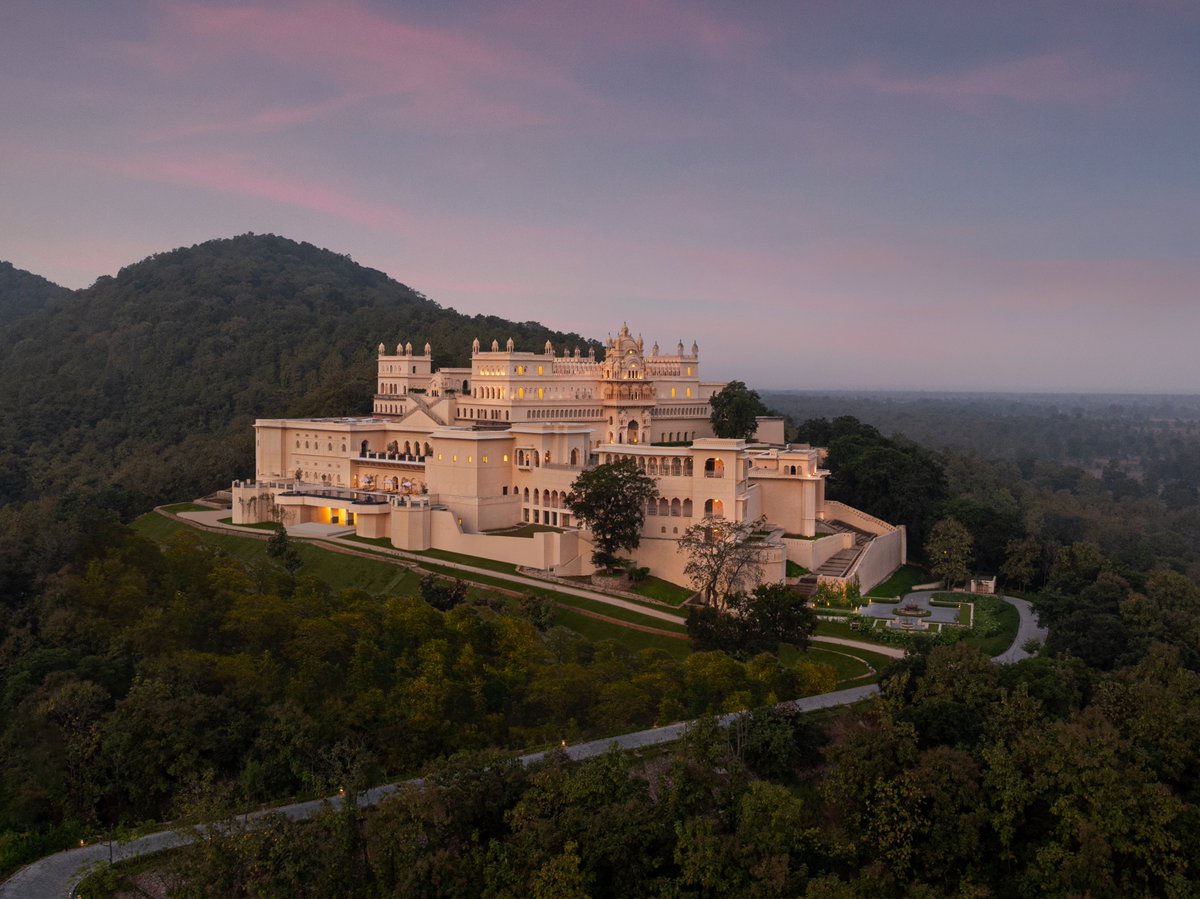 Oberoi Hotels & Resorts tweet media