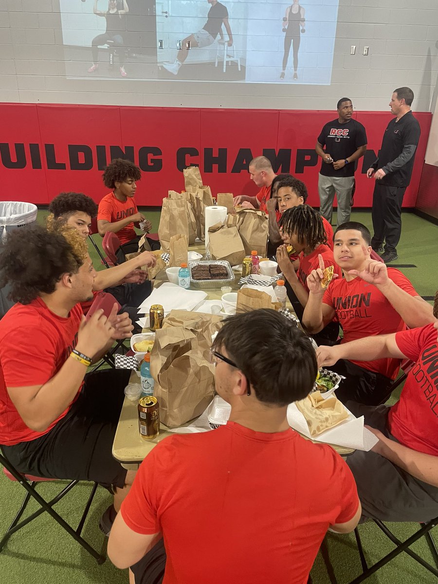 Union Football tweet media