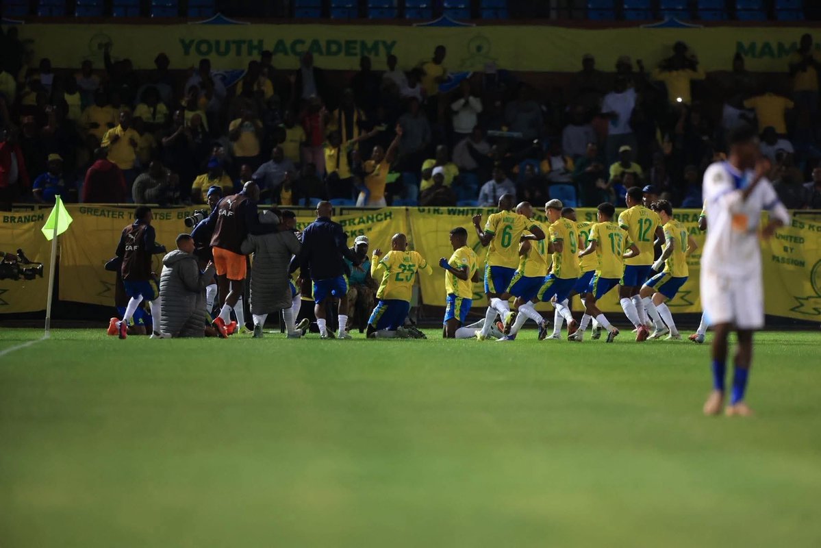 Micky Jnr tweet media