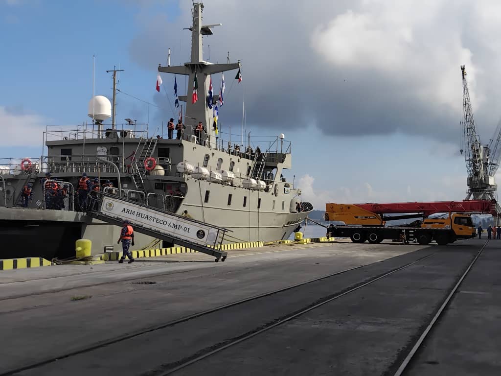 🇨🇺🇲🇽 México envía más de mil 200 toneladas de alimentos a Cuba en dos buques de su Armada.
Lo confirmó el embajador de Cuba en México, Eugenio Martínez.
✍️Tomado de <a href="/cubadebatecu/">Cubadebate</a> 
#CubaNoEstáSola 
#CubaVencerá