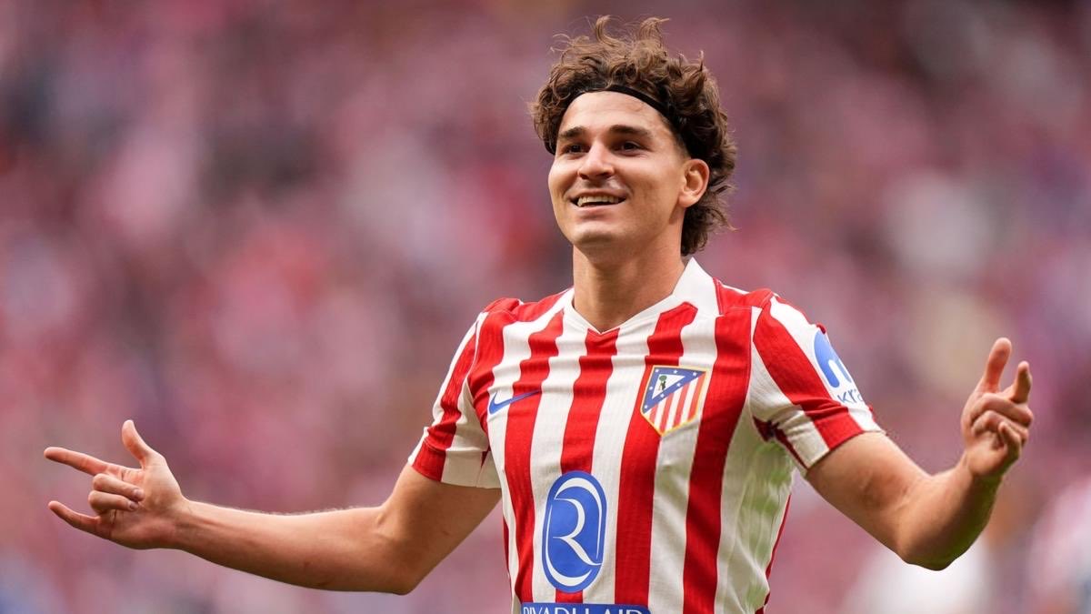 Le PSG pense fort à Julien Alvarez pour le prochain mercato ! Luis Enrique apprécie le profil de l’Argentin.