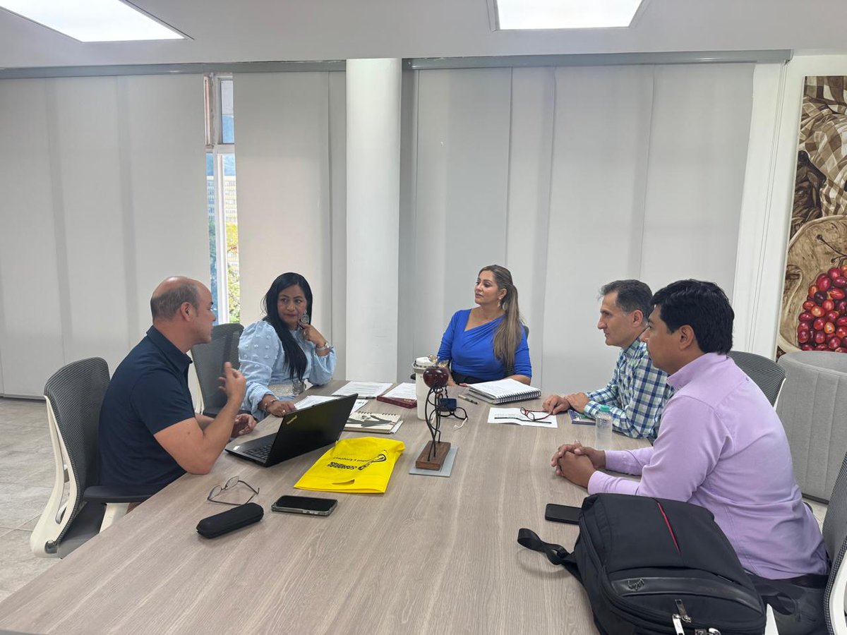 CámaraComercioIbagué tweet media