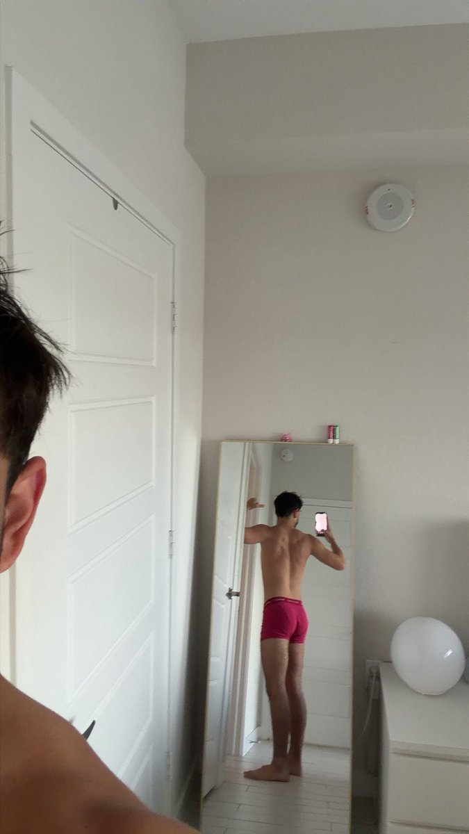 itzonlyjp's tweet photo. Back day 😏 https://t.co/GdLFXARHAm