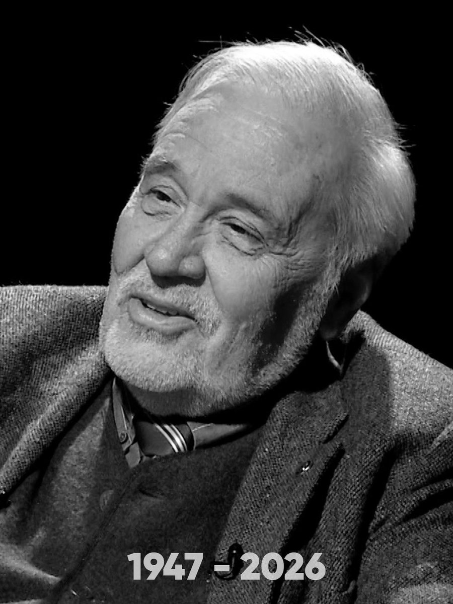 İlber Ortaylı'nın en sevdiğim sözü, size miras kalsın 

"Her şeyden evvel insanların birbirlerini çok sevmesi lazım. Sevginin olmadığı yerde hiçbir şey kurulamıyor."