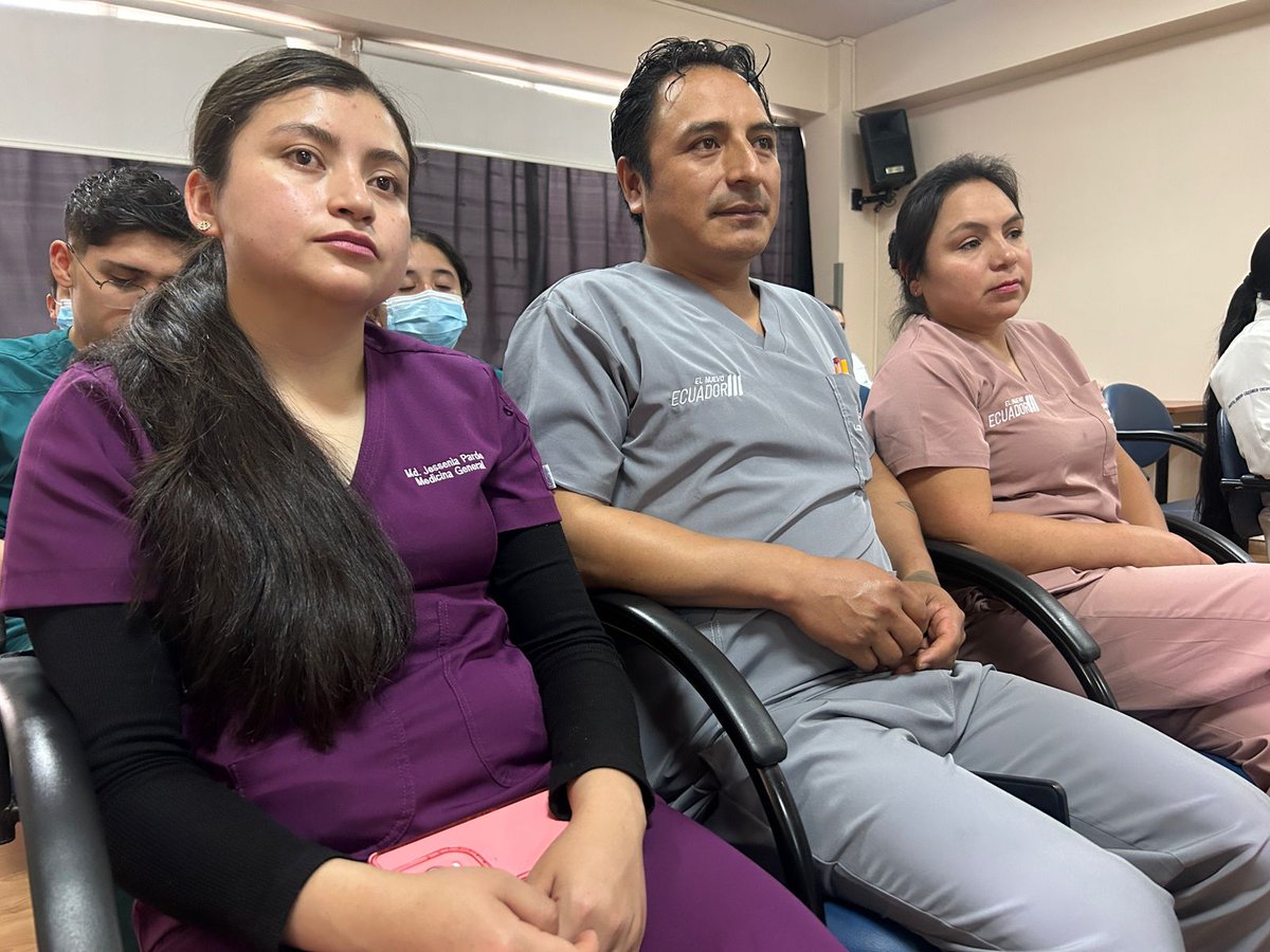 #Azogues | El <a href="/HHCCAzogues/">Hospital Homero Castanier Crespo 🇪🇨</a> desarrolló el I Simposio Interdisciplinario de Nefrología, un espacio académico para fortalecer conocimientos, intercambiar experiencias y actualizar prácticas en la prevención, manejo y tratamiento de enfermedades renales.