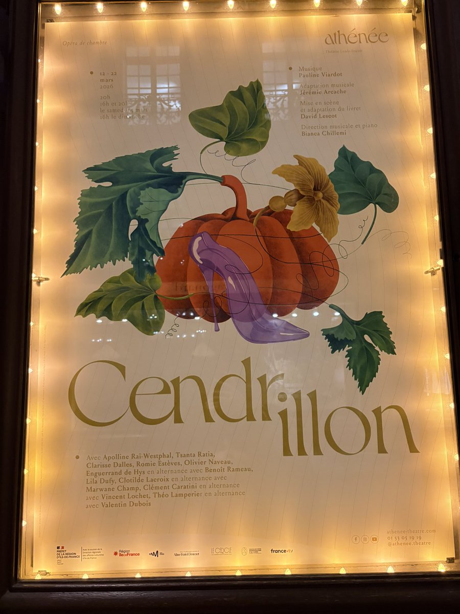 チケットをいただいたのでCendrillonのオペラ👗
現代風にアレンジされてて面白かった！