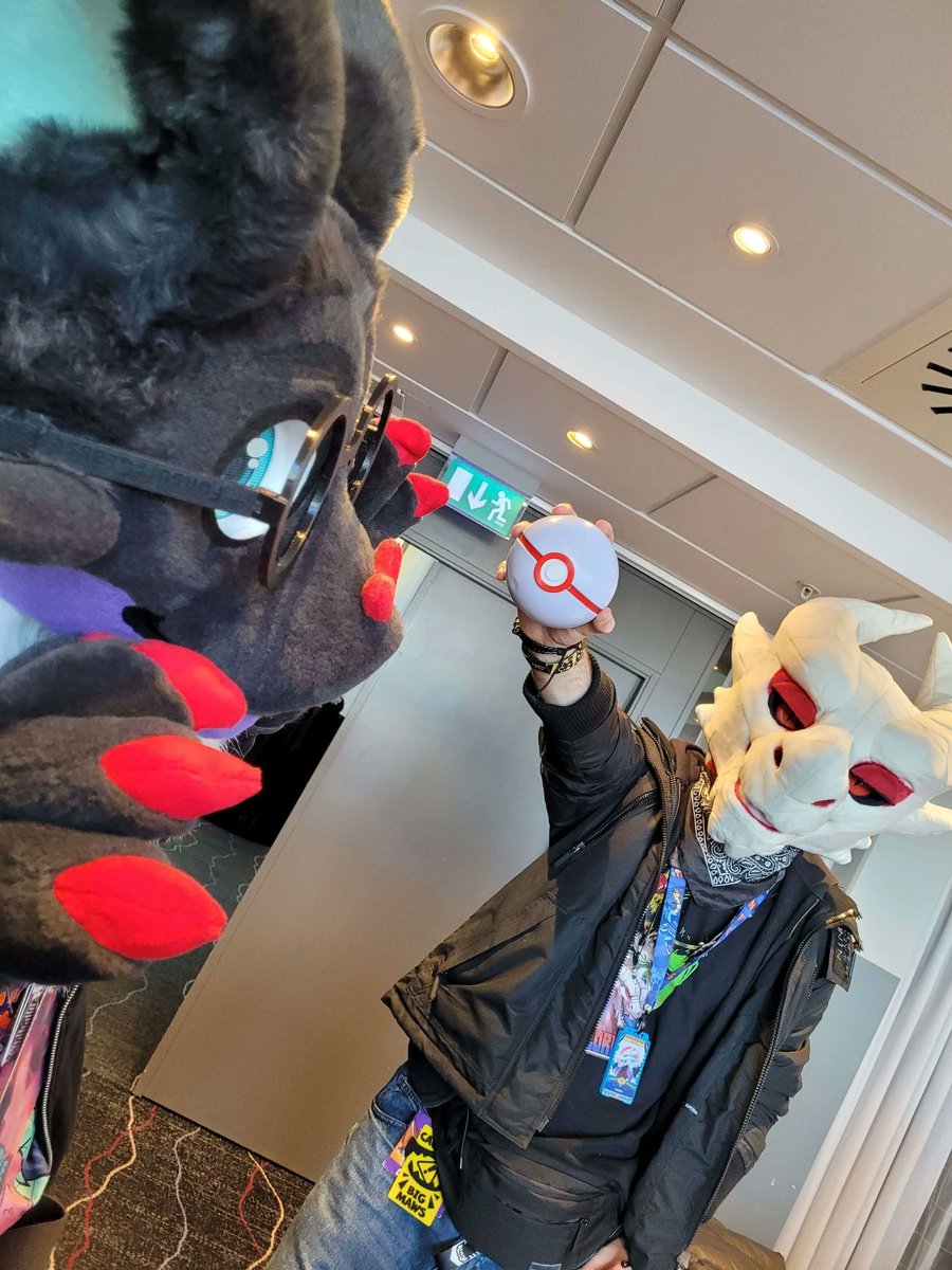 lorens/Лоренс tweet media