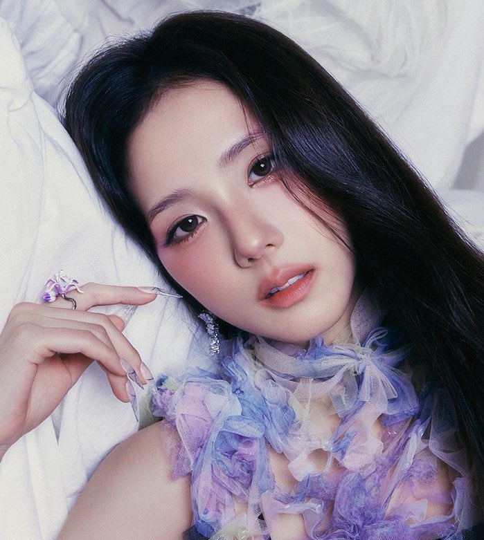 UpdateCharts tweet media