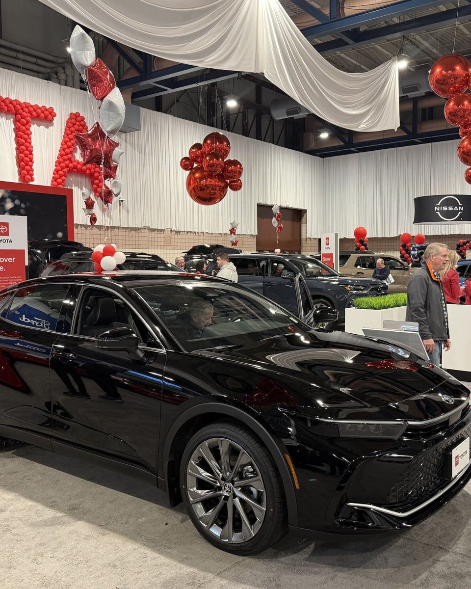 Rochester Auto Show tweet media