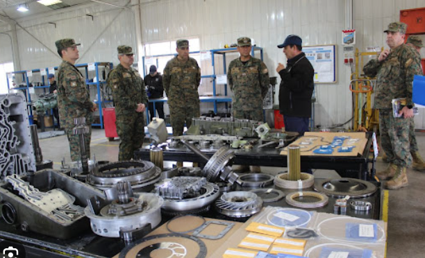 Contraloría detectó indemnizaciones irregulares por más de $1.000 en la Fábrica de Maestranzas del <a href="/Ejercito_Chile/">Ejército de Chile</a> (FAMAE). 
Funcionarios obtuvieron indemnizaciones por montos superiores a $100 millones, pese a que el término por mutuo acuerdo no contempla este tipo de