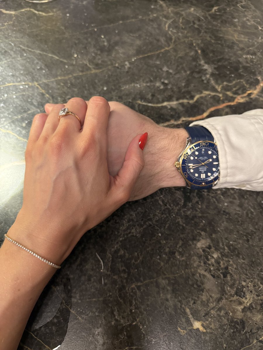 1MistressSoph's tweet photo. making my long term pig a cuck tonight for the first time as he picked up our bill 💵

wearing the loubs he funded of course 👸

date night with Alpha 😍

findom paypig tribute brattygoddess alphacouple humanatm https://t.co/hvrleeiYt3