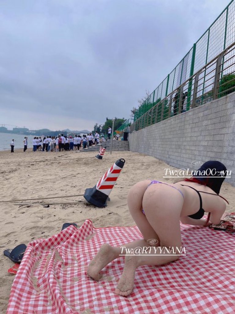 海边的小丁丁，穿给团建的人看，人越多我下面越湿哦！ https://t.co/2uN8xMTzis