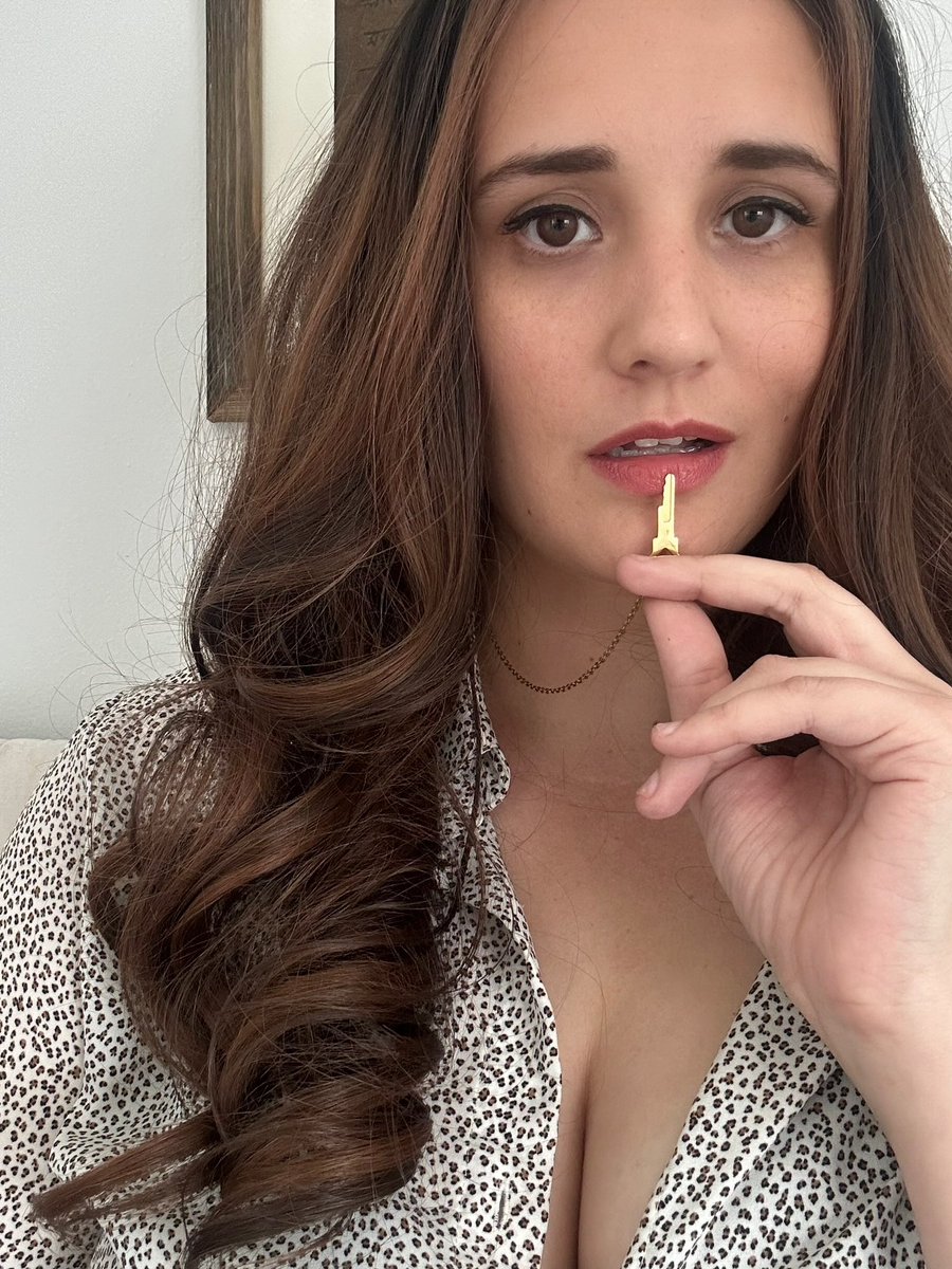 Daphne Merian-Savoia tweet media