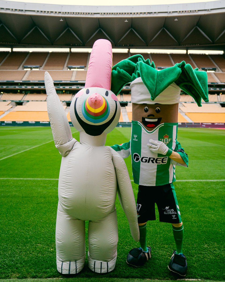 ¡Curro está de vuelta! 🔙🌈

La mascota oficial de la 𝐄𝐱𝐩𝐨'𝟗𝟐 estará presente en La Cartuja el próximo domingo 22 de marzo en #LaLigaDeLasMascotas.

Consigue tu entrada y vive una jornada repleta de diversión en familia.

🎟️ rbbsms.es/z3cuB5