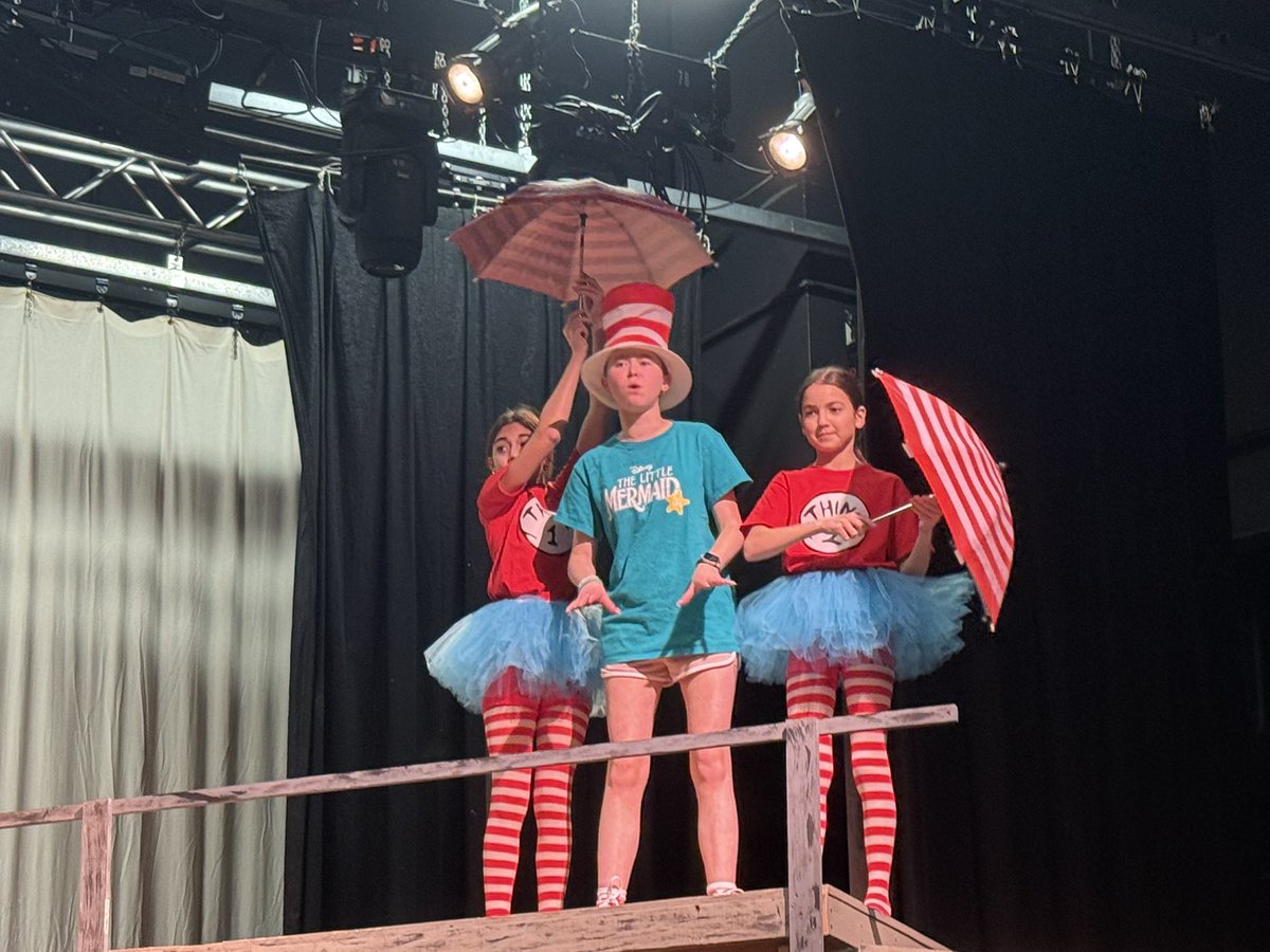 Vicki Krampf tweet media