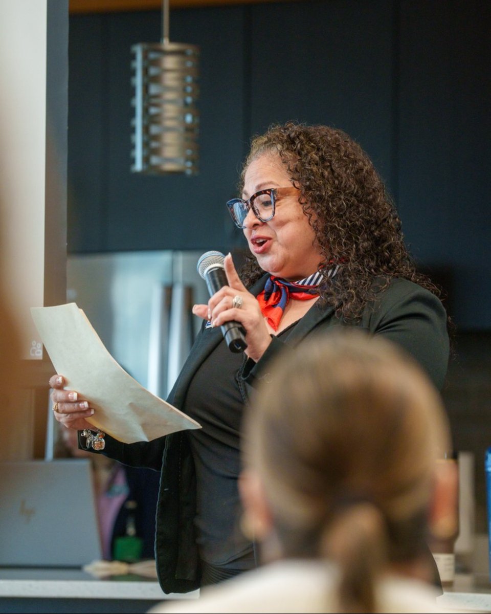 CommunityResourceCU tweet media