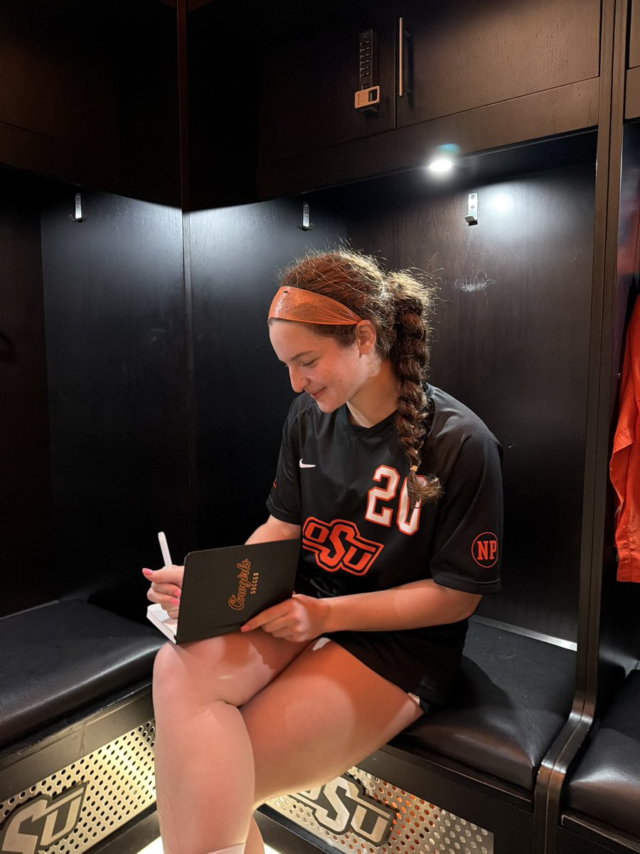 Duktig Brand ⚽️📓 tweet media