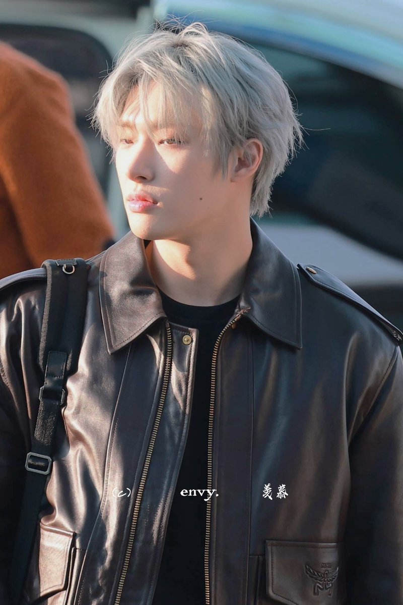 𝐞𝐧𝐯𝐲. tweet media