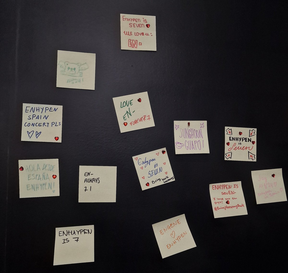 Se ha habilitado una zona en la pop-up para poner post-its, ID A DEJAR VUESTROS MENSAJITOS PARA ENHYPEN🥹❤️

ENHYPEN IS SEVEN
희승이를 다시 엔하이픈으로 되돌리다!
#엔하이픈은_일곱이다
#엔하이픈은_7명이다
#엔하이픈_일곱을_지켜
#빌리프랩_설명해라