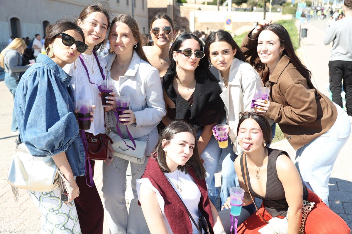 UPCToficial's tweet image. 🥘 Cientos de universitarios cierran las fiestas de San José de #Industriales y #Telecomunicaciones con paella gigante y DJs en el Campus Muralla del Mar

🔗upct.es/noticias/2026-…