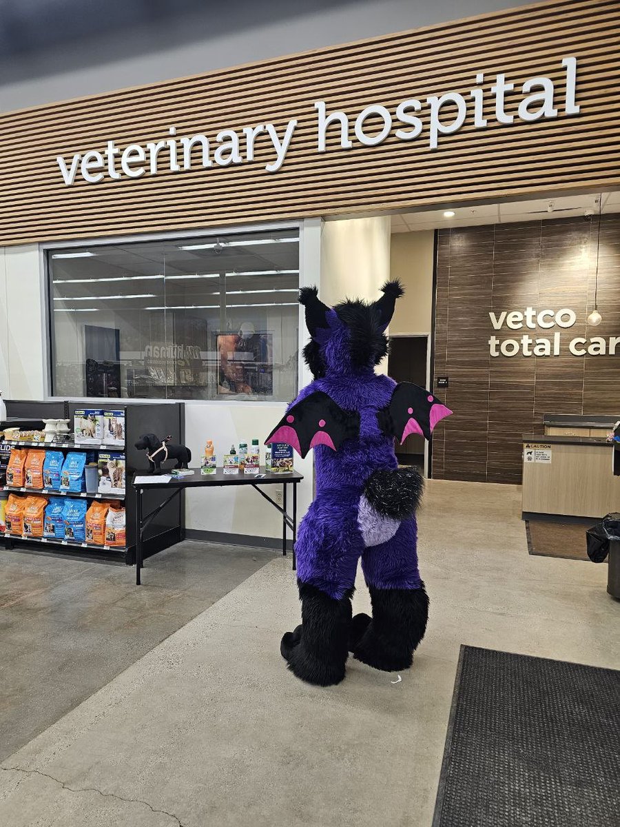 alleybat tweet media