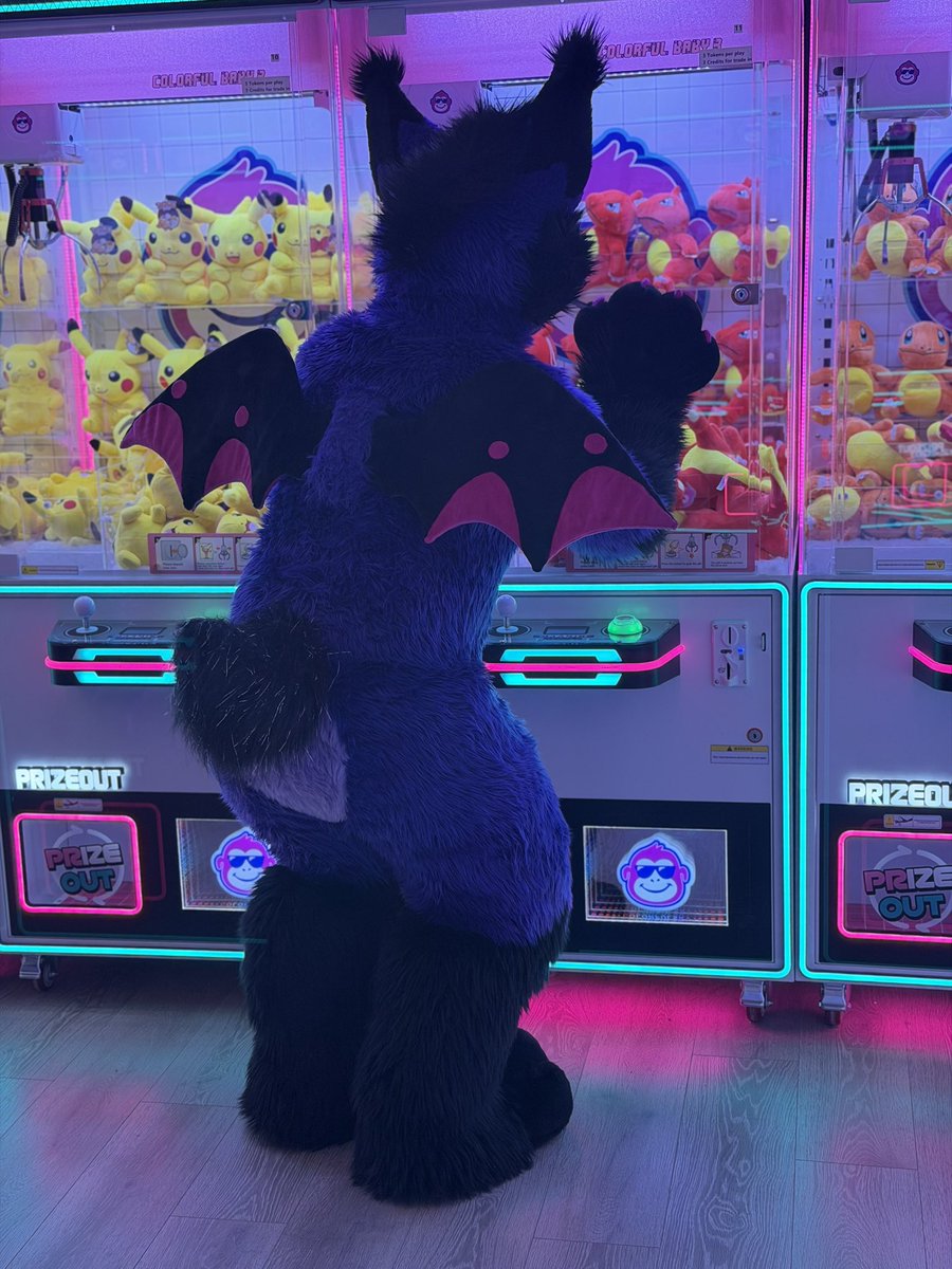 alleybat tweet media